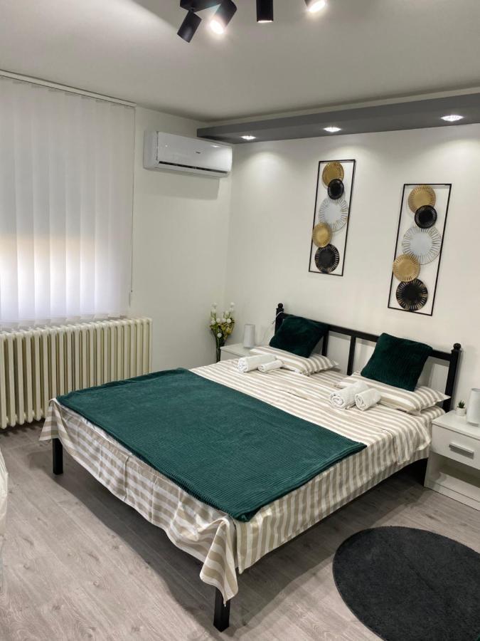 Manirosi 5 Apartment ซูโบติกา ภายนอก รูปภาพ