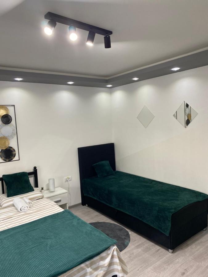 Manirosi 5 Apartment ซูโบติกา ภายนอก รูปภาพ